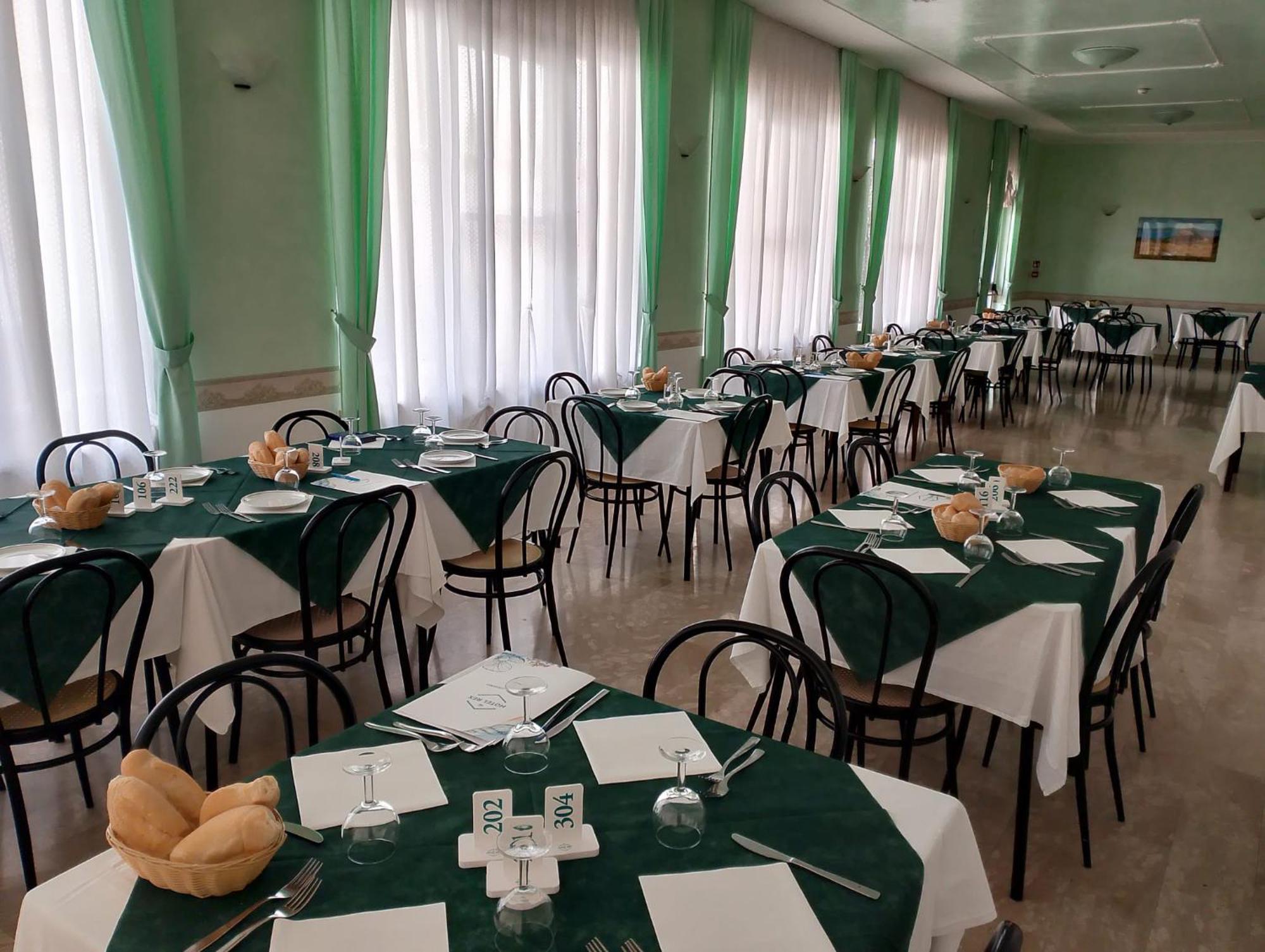 Hotel Rex Misano Adriatico Exterior photo